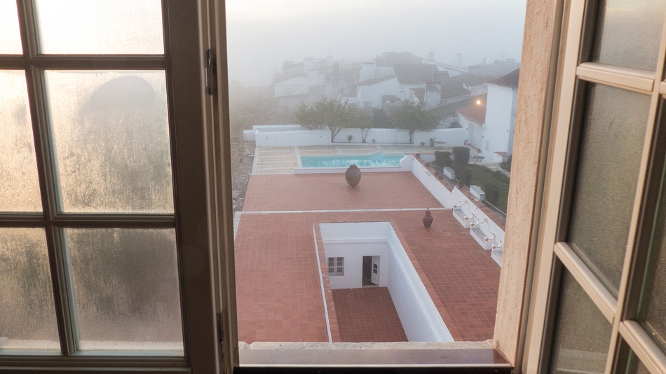 ESTREMOZ - Pousada, misty morning