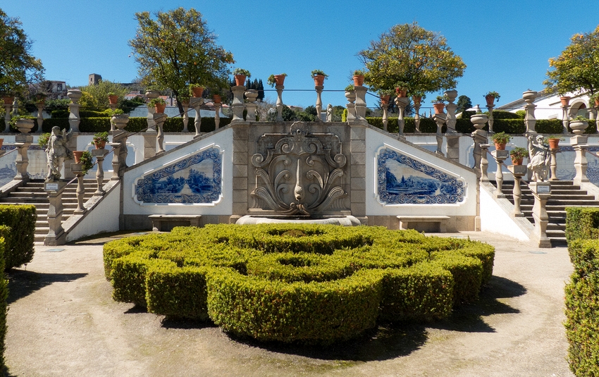 ESTRELA -Garden at Castelo Branco