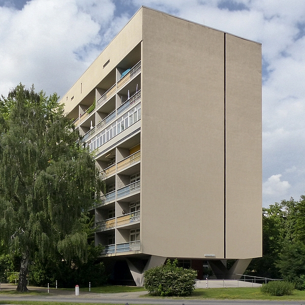 Hansa Viertel: Architect Oscar Niemeyer