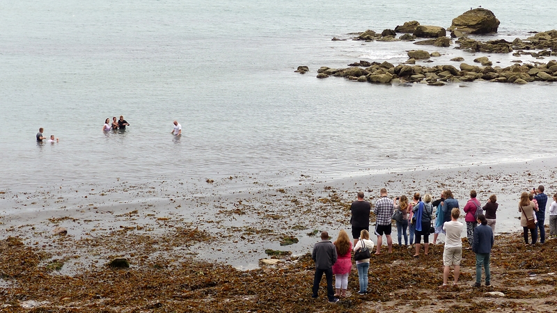 Torquay; Baptising ceremony at the beach